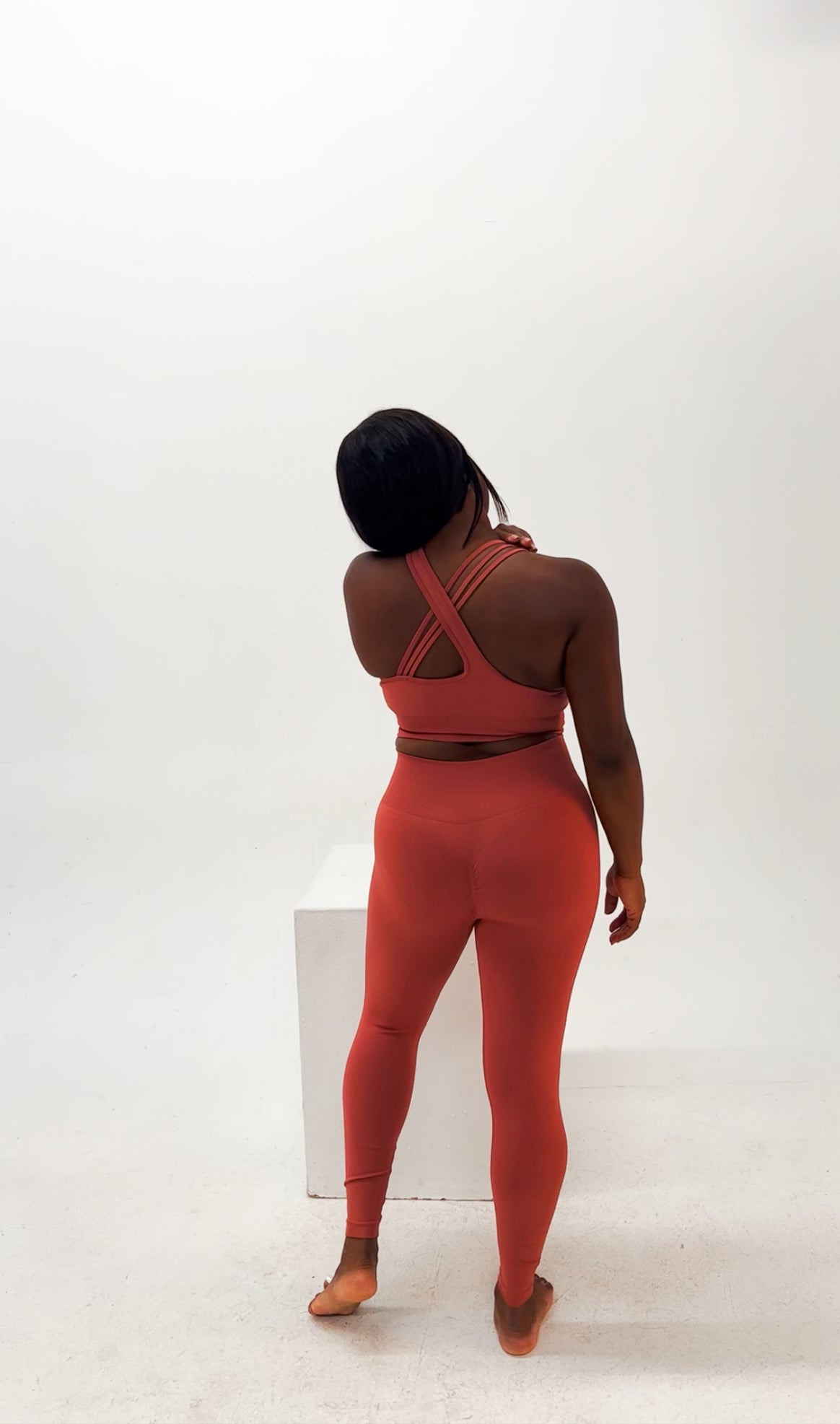 Mauve V-Neck Seamless Sports Bra